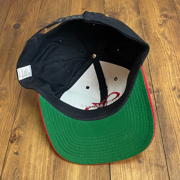 Vintage Yupoong black and red Garth Brooks SnapBack baseball cap - Picture 4 of 5